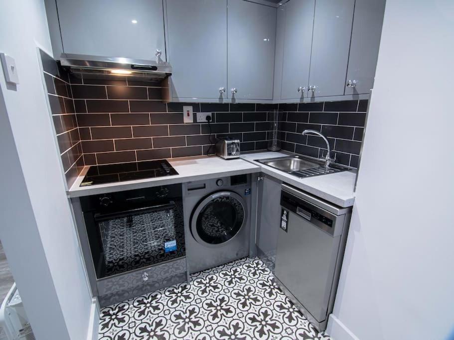 City Walk Apts Дублин Экстерьер фото