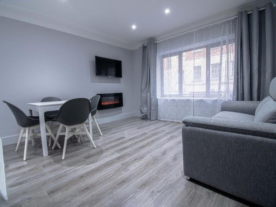 City Walk Apts Дублин Экстерьер фото